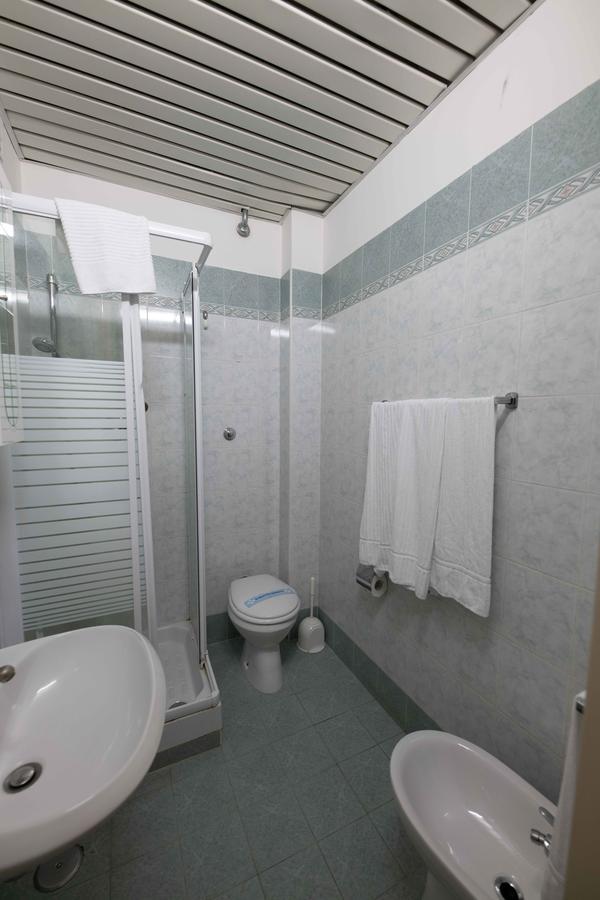 Double or Twin Room,644838450:JPEG